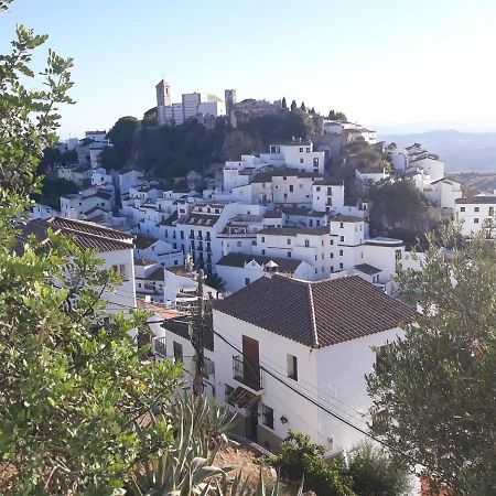 Beautiful Apartment In Duquesa Suites And Gardens Castillo de Sabinillas Exteriér fotografie