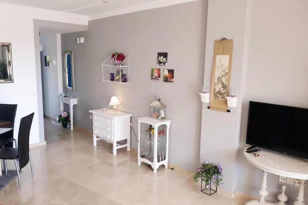 Beautiful Apartment In Duquesa Suites And Gardens Castillo de Sabinillas Exteriér fotografie