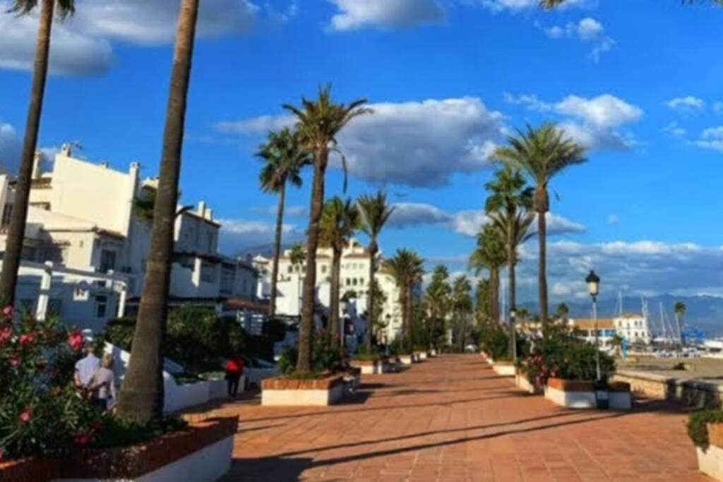 Beautiful Apartment In Duquesa Suites And Gardens Castillo de Sabinillas Exteriér fotografie