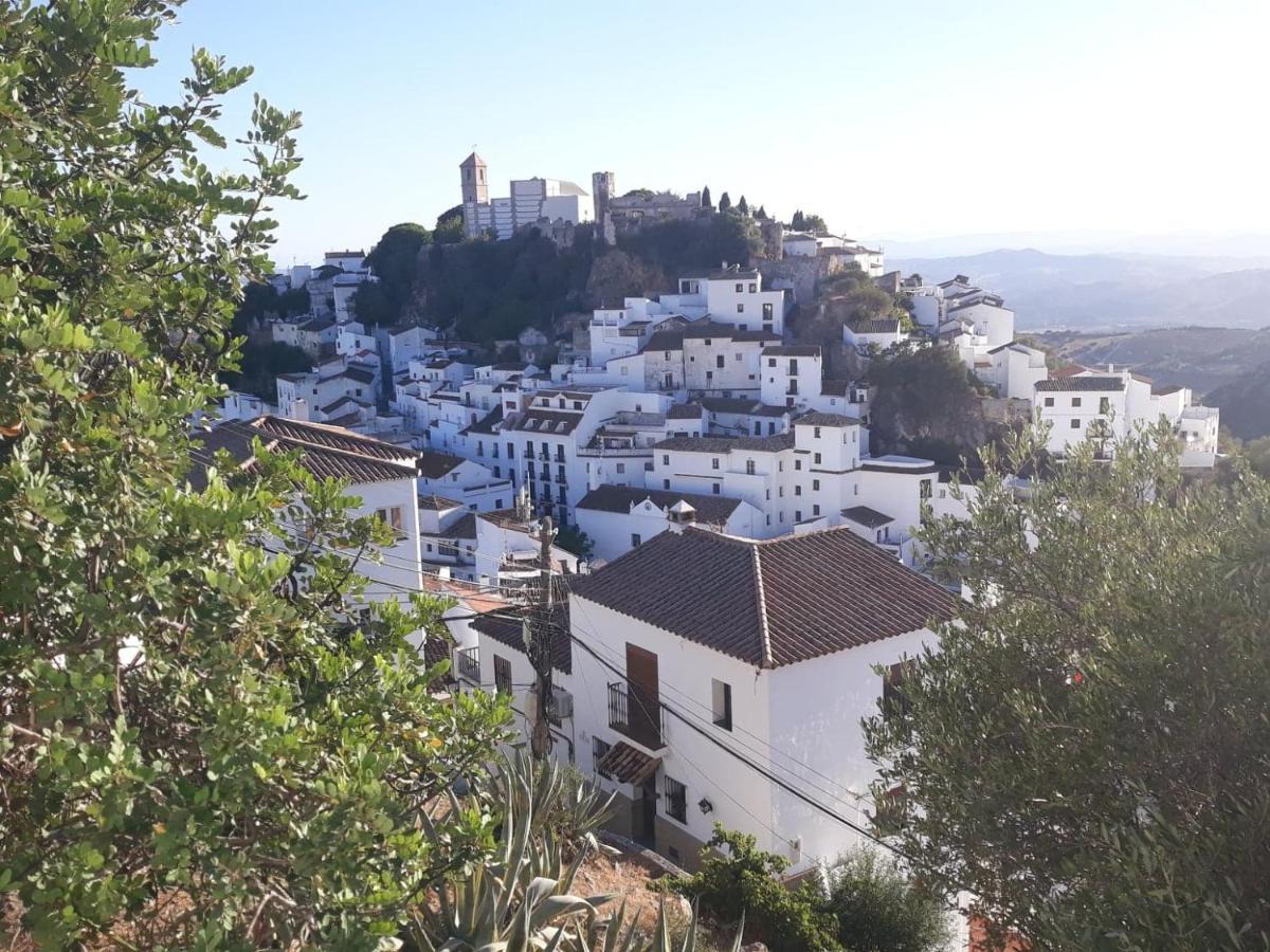 Beautiful Apartment In Duquesa Suites And Gardens Castillo de Sabinillas Exteriér fotografie